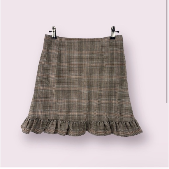 #1004 Cupcakes and Cashmere Plaid Matilda Caramel Mini
Skirt w/Ruffle Hem size 2 - Picture 8 of 14
